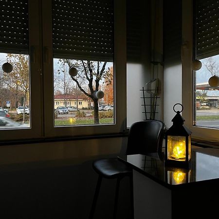 סלאבונסקי ברוד Studio Apartman Avenija *** מראה חיצוני תמונה
