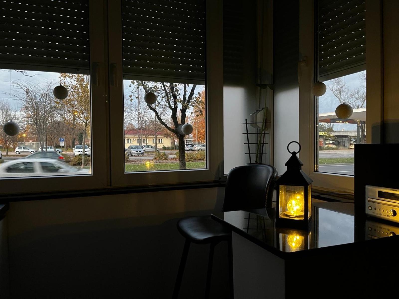 סלאבונסקי ברוד Studio Apartman Avenija *** מראה חיצוני תמונה